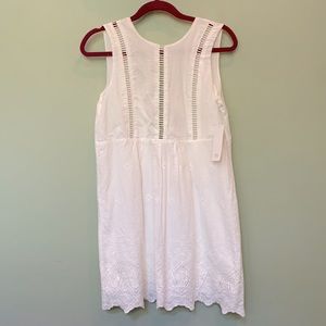 White new tobi dress with v back